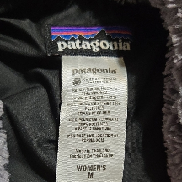 C21 Patagonia Gray Curly Fleece Vest Sz Md Asymetrical Zip Pockets Cropped Back - Picture 8 of 10